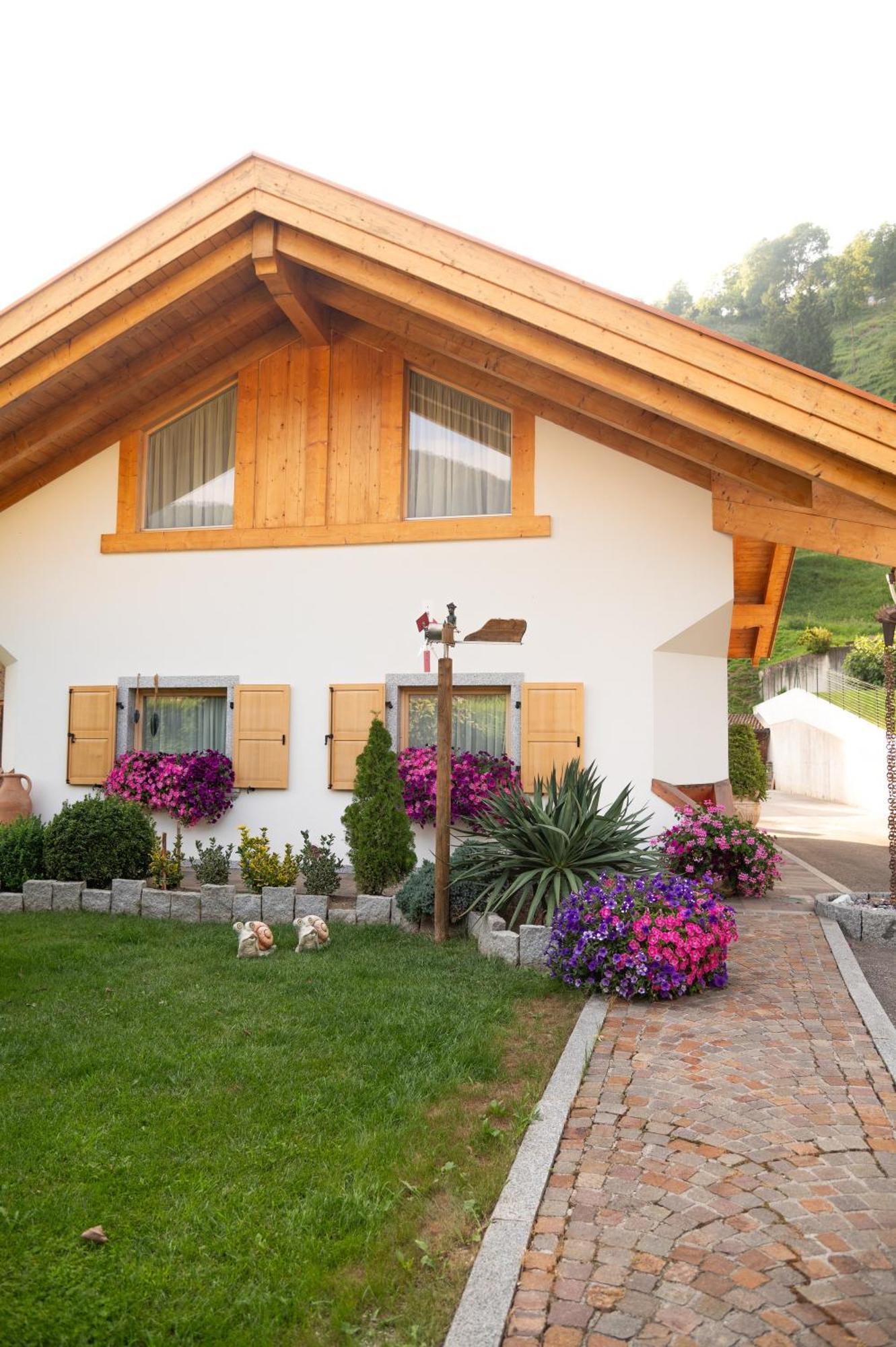 Alfio'S Alpen Suite Roncone Ngoại thất bức ảnh